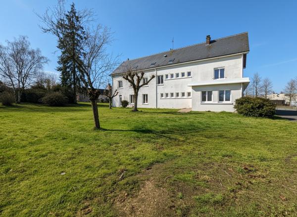 À vendre - Immeuble 386 m² situé à Château-Renault (37110)