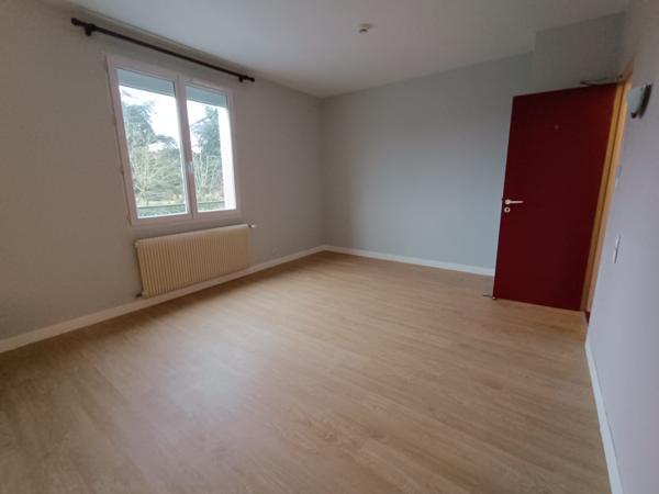 À vendre - Immeuble 386 m² situé à Château-Renault (37110)