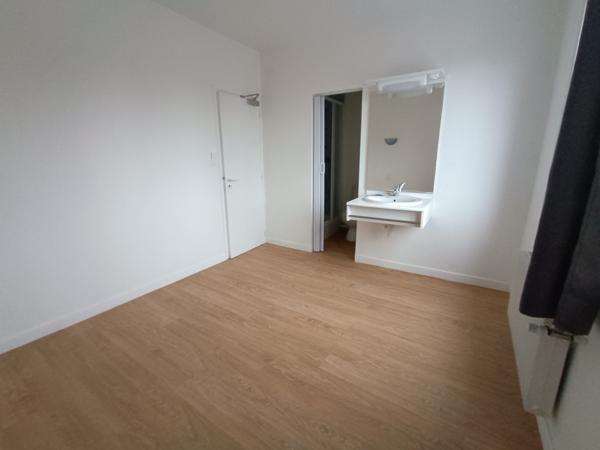 À vendre - Immeuble 386 m² situé à Château-Renault (37110)