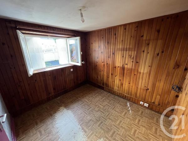 maison à vendre  8 pièces - 99,21 m2 PLEUVEN - 29