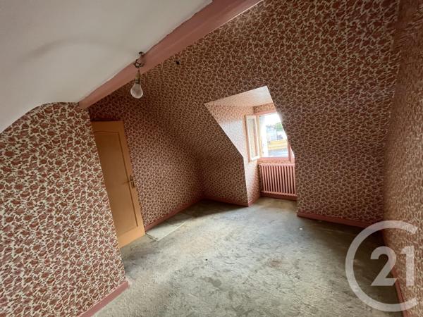 maison à vendre  8 pièces - 99,21 m2 PLEUVEN - 29