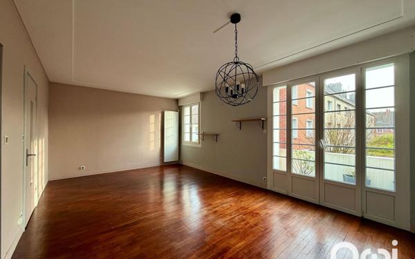 Maison à vendre    6 pièces • 167 m2 Calais