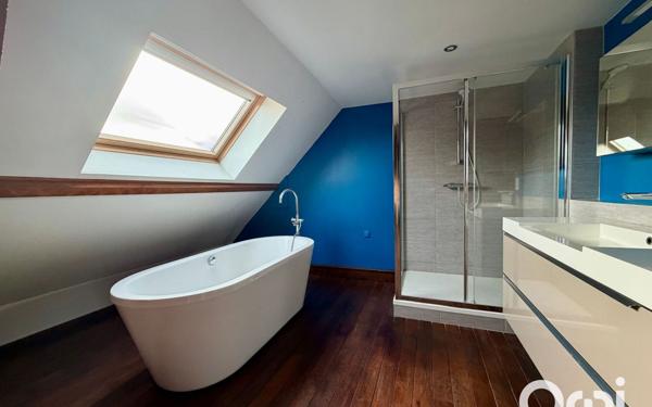 Maison à vendre    6 pièces • 167 m2 Calais