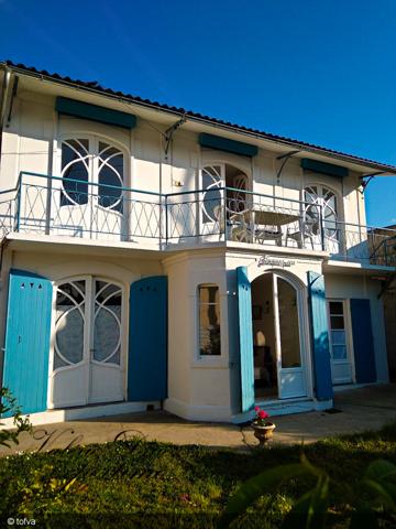 La Tremblade (17390) Belle Ronçoise 6 chambres Plage et commerces à pied.