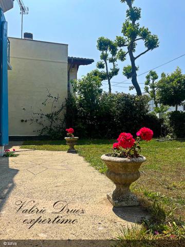 La Tremblade (17390) Belle Ronçoise 6 chambres Plage et commerces à pied.