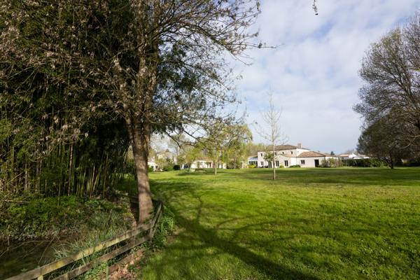Demeure 466m 2 LA ROCHELLE