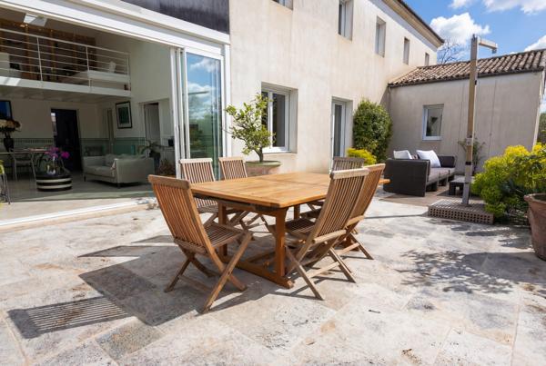 Demeure 466m 2 LA ROCHELLE