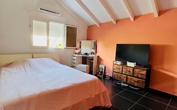 Maison à louer    4 pièces •  Baie-Mahault