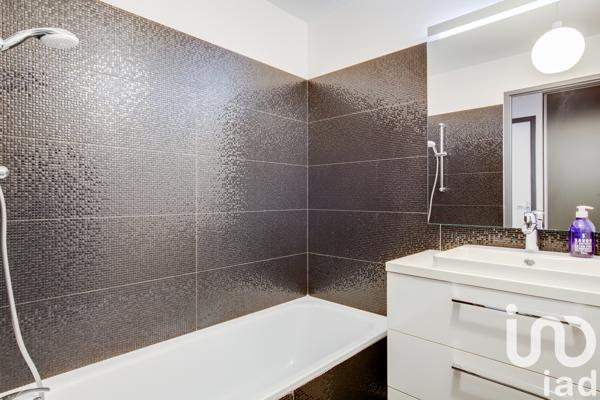 Appartement à vendre 3 pièces 56 m² Ambarès-et-Lagrave