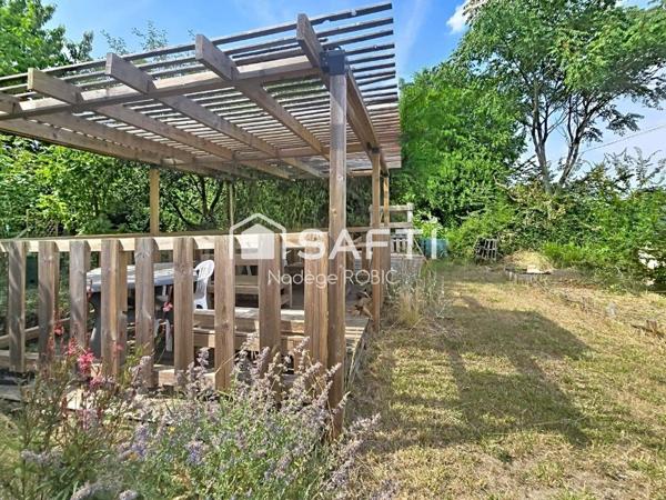 Maison, Seiches sur Le Loir