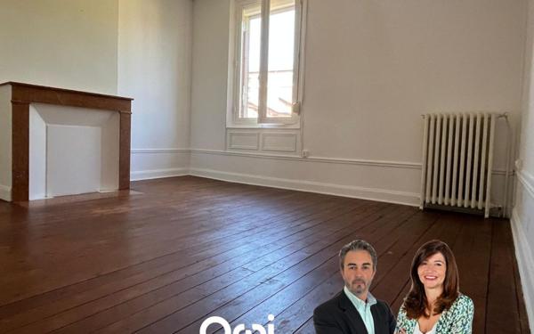 Maison à vendre    7 pièces • 156 m2 Moreuil