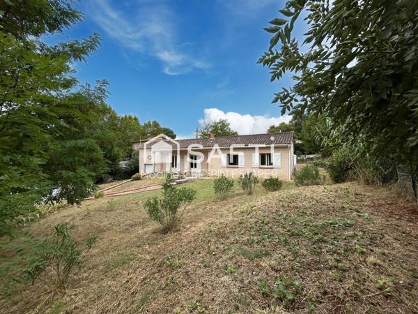 Villebrumier – Maison T4 de plain-pied d'environ  118 m² avec garage et terrain de 930 m²