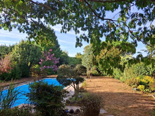 Maison d’architecte atypique avec piscine - Saint-Hilaire-de-la-Noaille