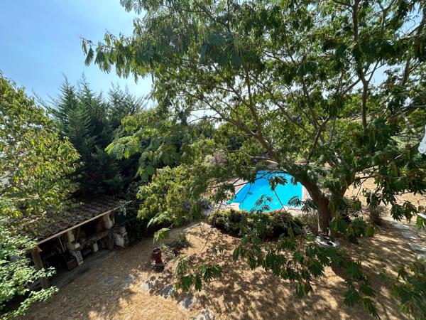 Maison d’architecte atypique avec piscine - Saint-Hilaire-de-la-Noaille