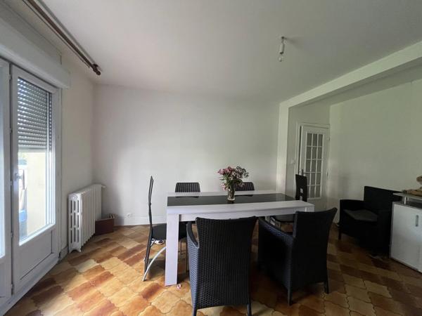 Vente                                                      Appartement
                        
                                         95 m2                     à Nevers