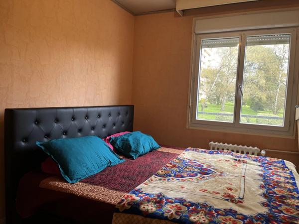 Vente                                                      Appartement
                        
                                         95 m2                     à Nevers
