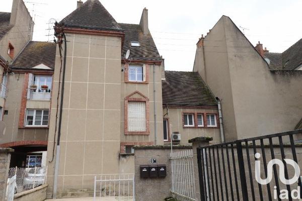 Appartement 2 pièces de 70 m² à Gien (45500)