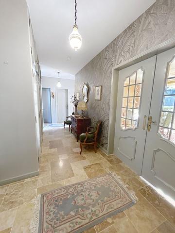 Maison à vendre Brive ancienne caserne - 3 chambre - 2 garages-  jardin - dépendance -