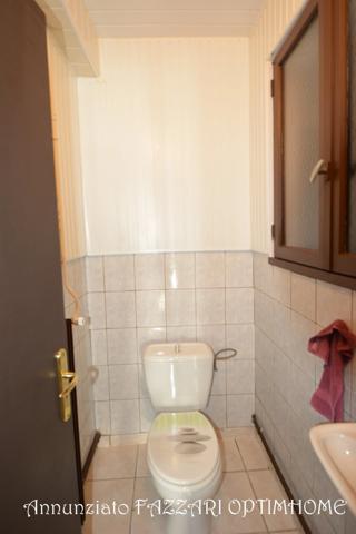 EXCLUSIVITÉ – IMMEUBLE DE RAPPORT AVEC LOCAL COMMERCIAL ET APPARTEMENT T3 À MONTMÉDY (55600)