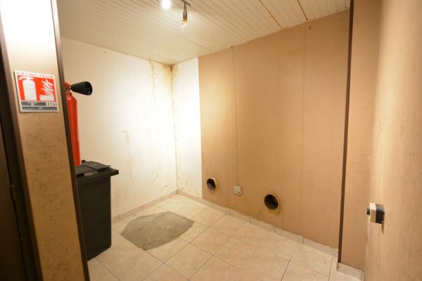 EXCLUSIVITÉ – IMMEUBLE DE RAPPORT AVEC LOCAL COMMERCIAL ET APPARTEMENT T3 À MONTMÉDY (55600)