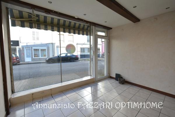 EXCLUSIVITÉ – IMMEUBLE DE RAPPORT AVEC LOCAL COMMERCIAL ET APPARTEMENT T3 À MONTMÉDY (55600)