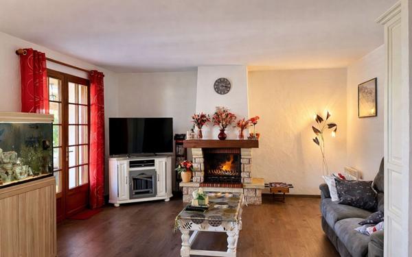 Maison à vendre    5 pièces •  Saubrigues