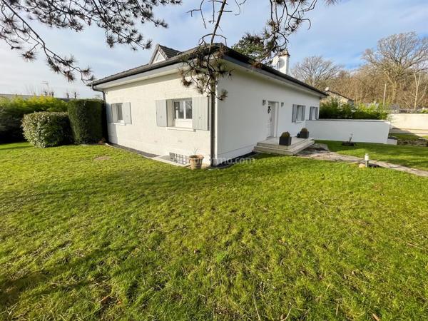 Vente                                                      Maison
                        
                     7 pièces                      183 m2                     à Soisy-sur-Seine