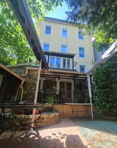 Maison de ville avec fort potentiel à 15 minutes d'Alès