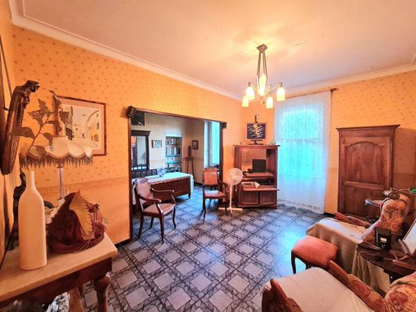 Maison de ville avec fort potentiel à 15 minutes d'Alès