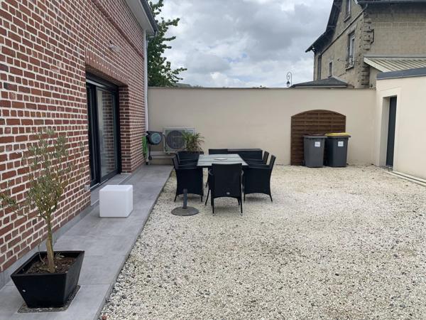 Location Maison 6 pièces 140 m2 à Mesnil-Saint-Laurent