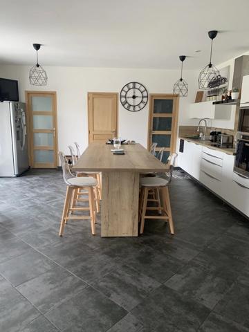 Location Maison 6 pièces 140 m2 à Mesnil-Saint-Laurent