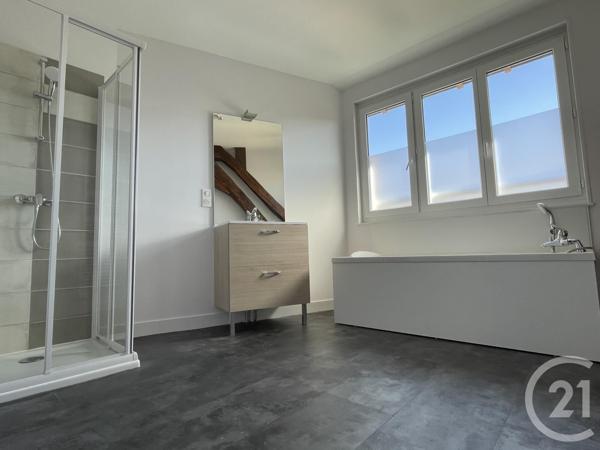 Appartement F4 à vendre  4 pièces - 133 m2 CHATEAUROUX - 36