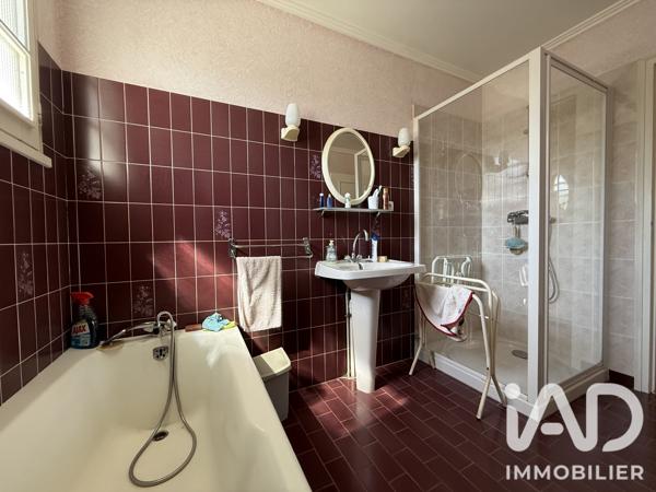 Maison à vendre 4 pièces 83 m² Château-Gontier-sur-Mayenne