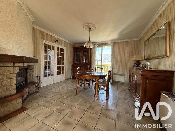 Maison à vendre 4 pièces 83 m² Château-Gontier-sur-Mayenne