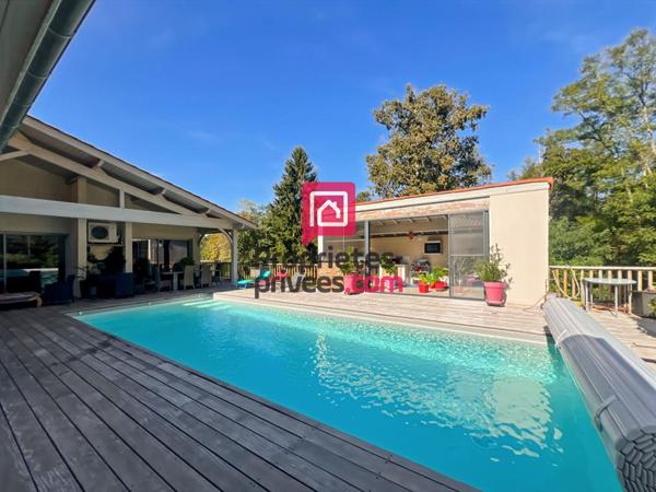 Maison de 200m² avec 4 chambres et piscine