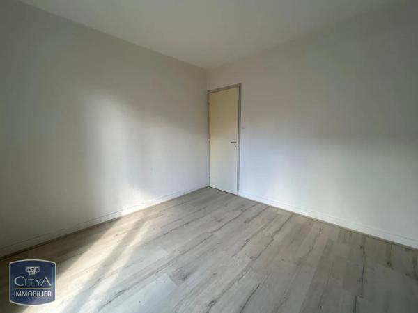 Appartement à louer 2 pièces 45.19m² Agen (47000)
