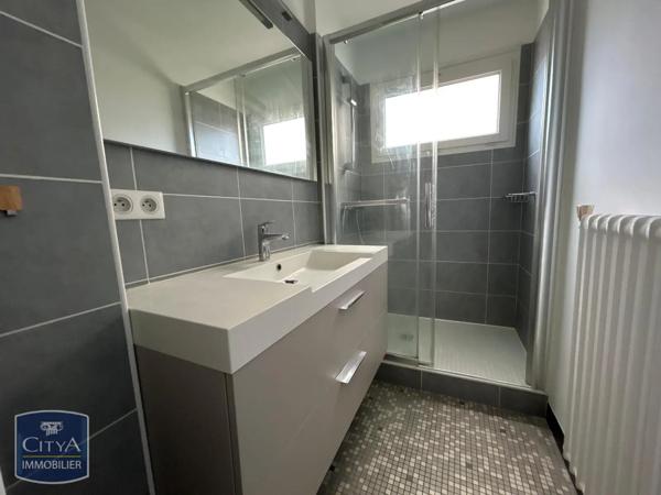 Appartement à louer 2 pièces 45.19m² Agen (47000)