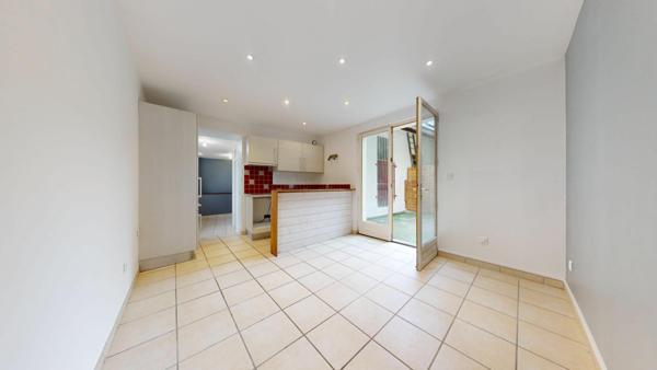 Appartement à louer    2 pièces • 41,63 m2 Saint-Didier-au-Mont-d'Or