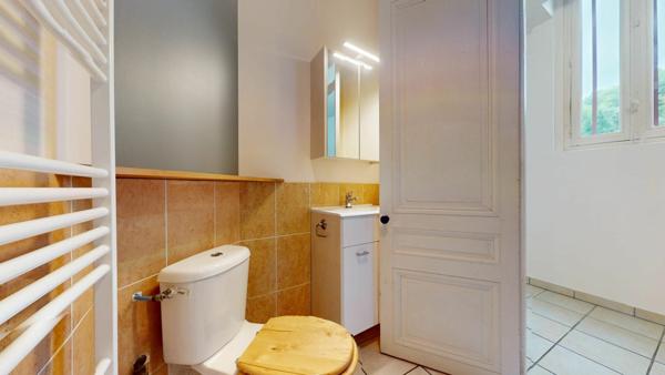 Appartement à louer    2 pièces • 41,63 m2 Saint-Didier-au-Mont-d'Or