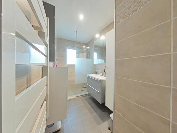 Maison Saint Nazaire D Aude 4 pièce(s)