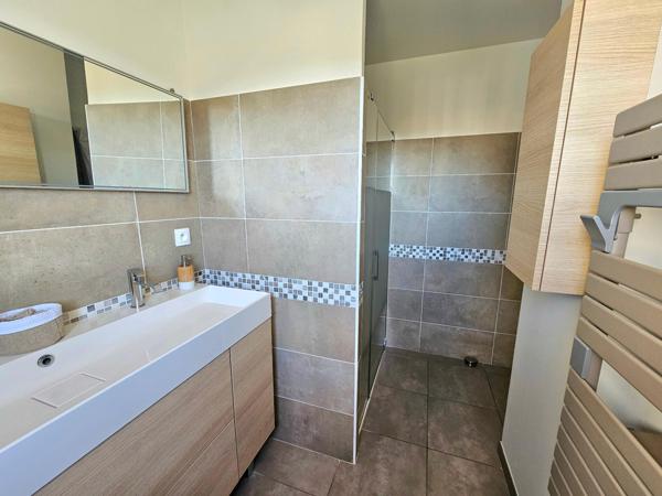 Villa domotisée au calme proche de toutes commodités