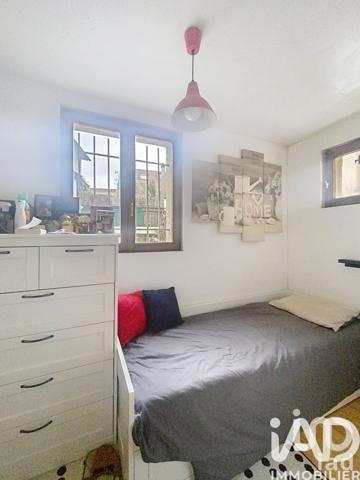 Appartement à vendre 1 pièce 29 m² Saint-Cyr-l'École