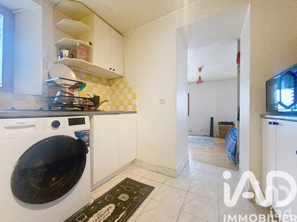 Appartement à vendre 1 pièce 29 m² Saint-Cyr-l'École
