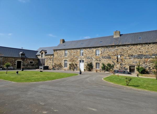 Propriete à vendre 7 pièces LANDEHEN (22)