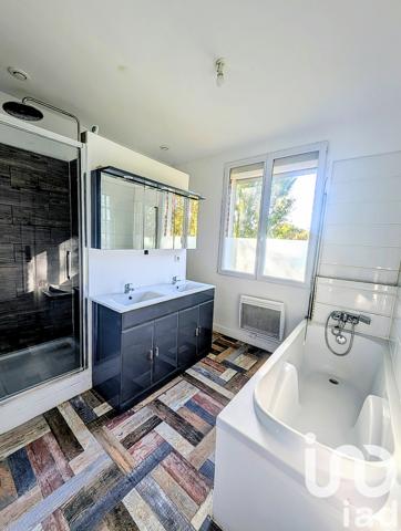 Maison à vendre 4 pièces 79 m² Tugny-et-Pont