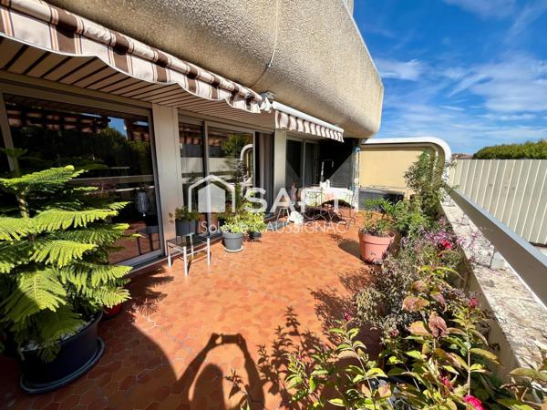 Magnifique appartement avec terrasse en centre ville d'Alès