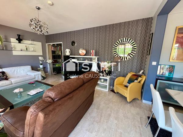 Magnifique appartement avec terrasse en centre ville d'Alès