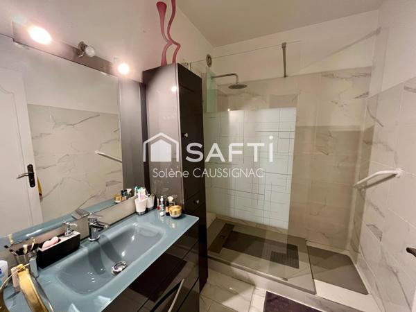 Magnifique appartement avec terrasse en centre ville d'Alès