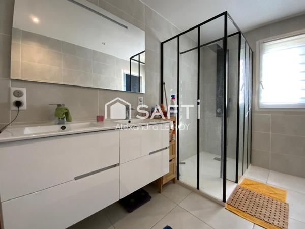 A GIGNAC, VILLA 4 CHAMBRES