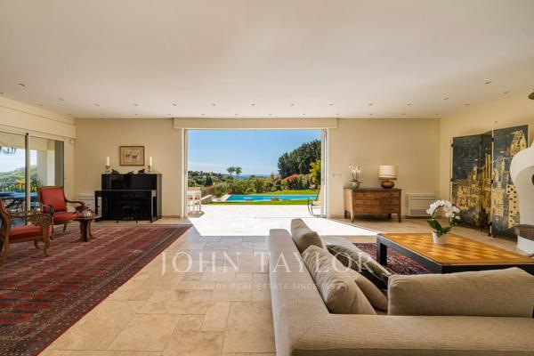 Luxueuse villa de 7 chambres avec vue panoramique pour une grande famille